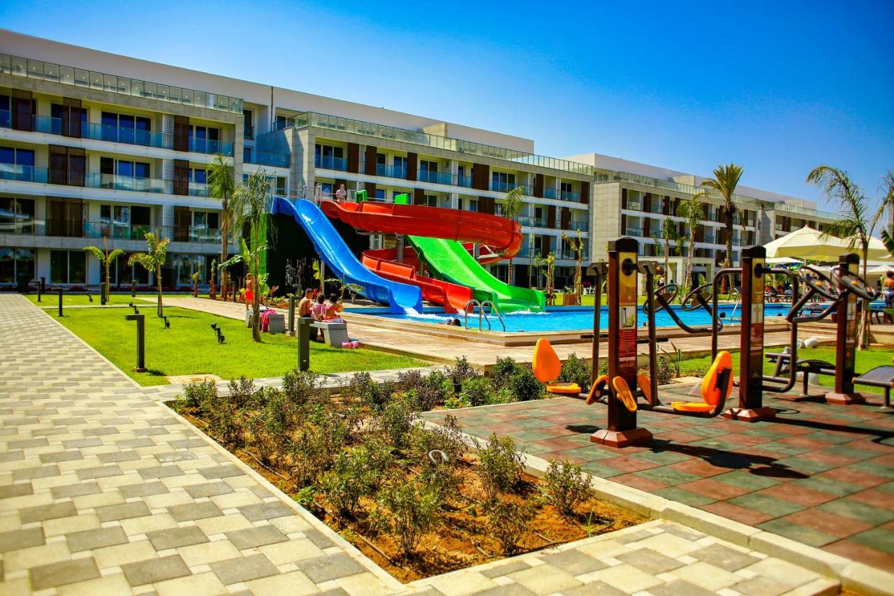 Courtyard Long Beach Holiday Resort Iskele District  外观 照片